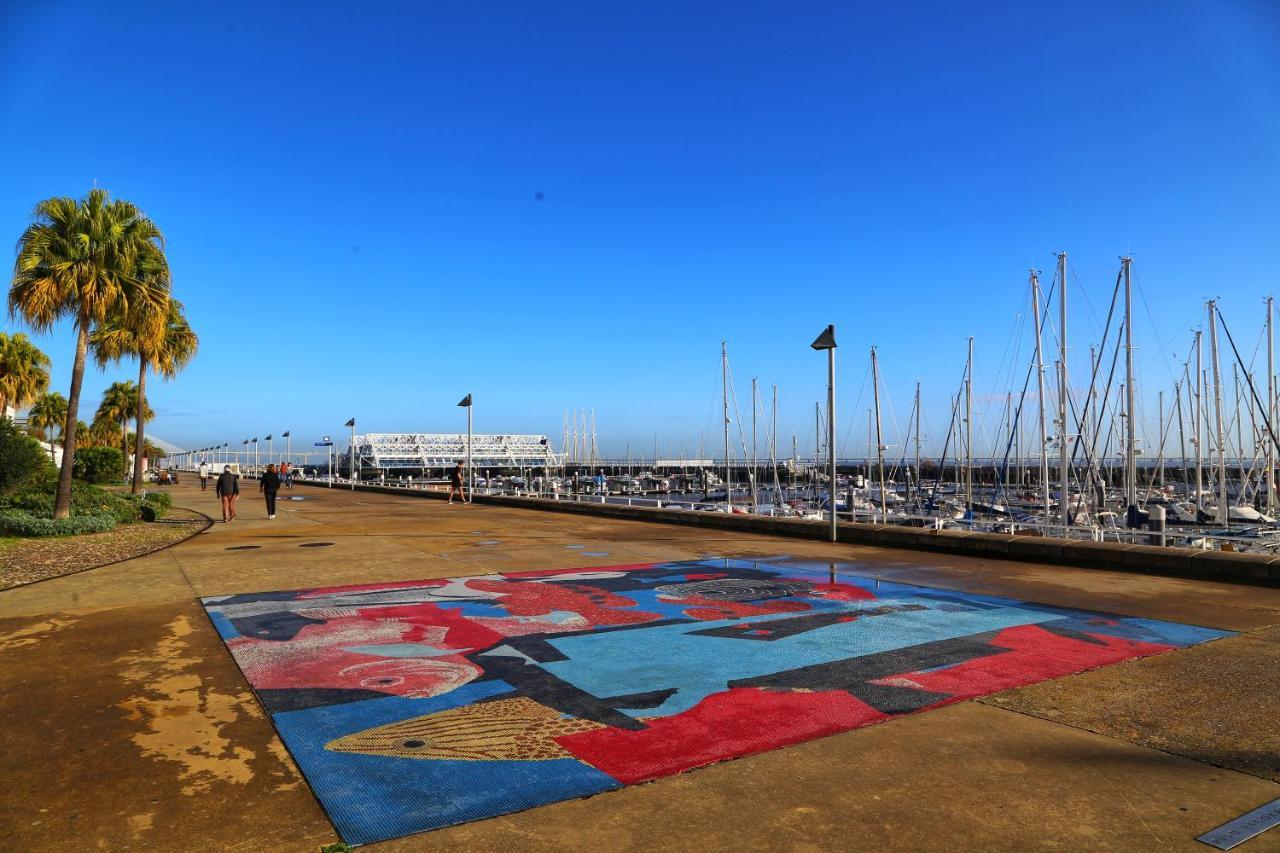 Bom Dia Parque Nacoes Lisboaz Lissabon
